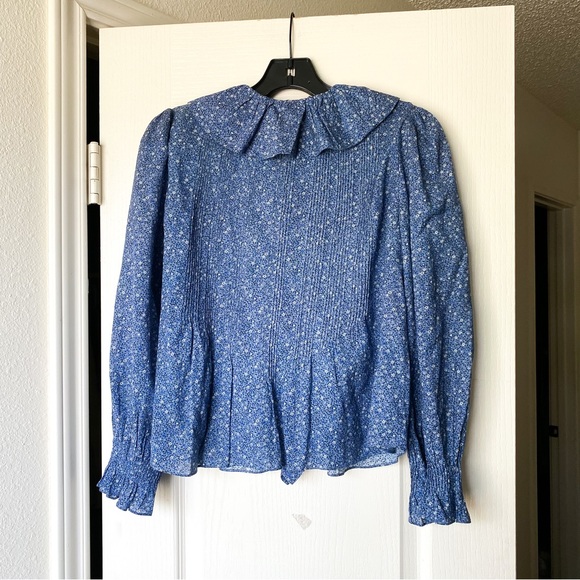 SOLD ON CURTSY - Picture 4 of 8